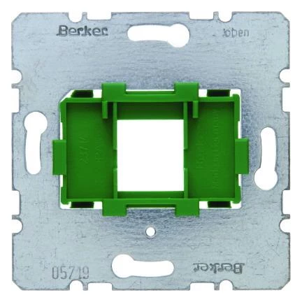  артикул 454004 название Berker Опорная пластина с зеленой вставкой, 1-местная  Модульные механизмы